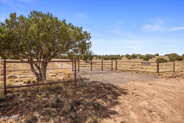 8804 Johnson Hill Trail Snowflake, AZ Plot of land Active - Photo 1 of 12. Opens carousel modal