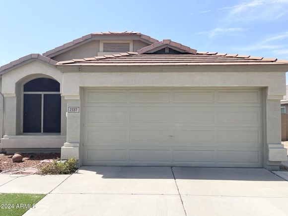 2337 E Pinto Drive