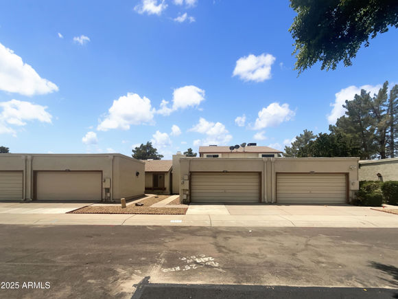 2617 W Willow Avenue Phoenix, AZ Townhouse Active - Photo 1 of 25. Opens carousel modal