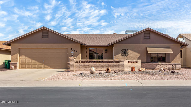 2245 Leisure World