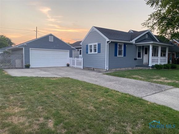1040 Richland Street Maumee, OH House Sold - Photo 1 of 16. Opens carousel modal