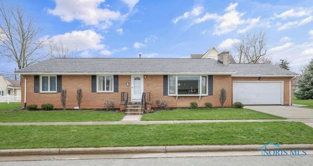107 E Eagle Street Findlay, OH House Sold - Photo 1 of 14. Opens carousel modal