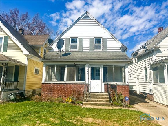 3527 Hazelhurst Avenue Toledo, OH House Sold - Photo 1 of 33. Opens carousel modal
