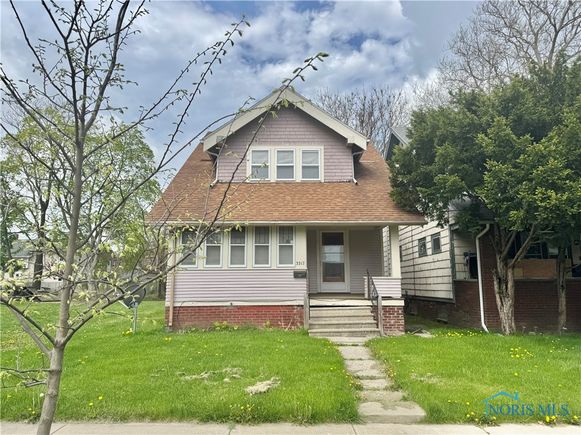 3317 Parkwood Avenue Toledo, OH House Sold - Photo 1 of 29. Opens carousel modal