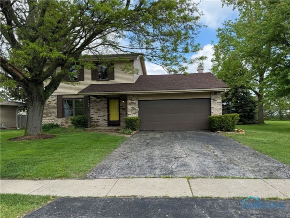 2717 Coveview Drive Toledo, OH House Sold - Photo 1 of 20. Opens carousel modal