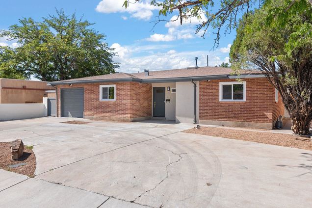 1809 Morningside Drive NE Albuquerque, NM House Sold - Photo 1 of 33. Opens carousel modal