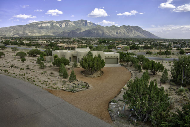 44 Roadrunner Trail