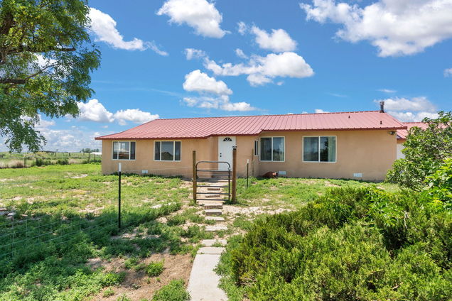 113 E. Willow Lake Road