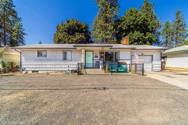 3006 W Francis Ave Spokane, WA House Active - Photo 1 of 42. Opens carousel modal