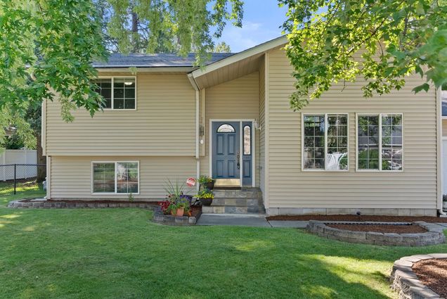 11919 S Player Dr Spokane, WA House Active - Photo 1 of 41. Opens carousel modal