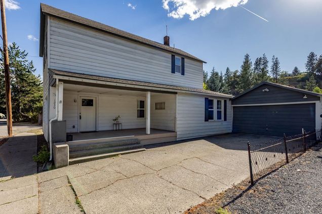 1230 S Coeur D'alene St