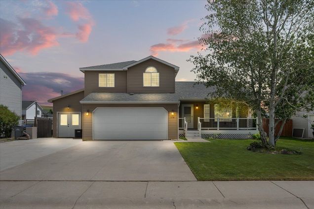 1116 N Tara Lee Dr