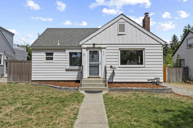 807 E 40th Ave