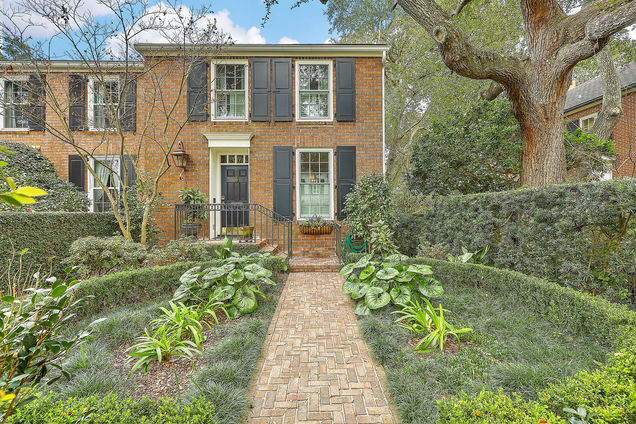 7 Longitude Lane Charleston, SC House Sold - Photo 1 of 23. Opens carousel modal