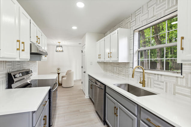 13 Timberleaf Court Charleston, SC House Sold - Photo 1 of 33. Opens carousel modal