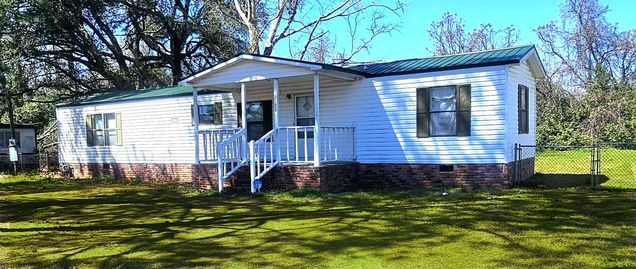 2108 S 5th Street Hartsville, SC House Sold - Photo 1 of 18. Opens carousel modal