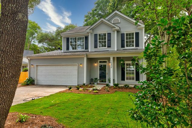 1552 Harborsun Drive Charleston, SC House Contingent - Photo 1 of 41. Opens carousel modal