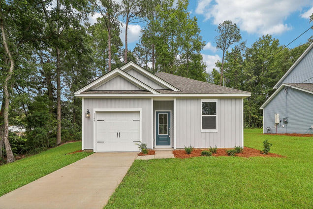 1197 SW Douglas Macarthur Street Orangeburg, SC House Active - Photo 1 of 11. Opens carousel modal