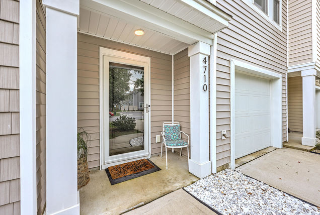 4710 Palm View Circle