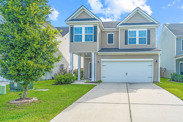 828 Redbud Lane