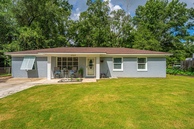 6969 Vista Court