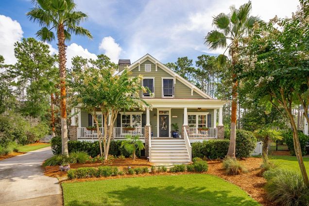 3052 Ashburton Way Mount Pleasant, SC House Active - Photo 1 of 47. Opens carousel modal