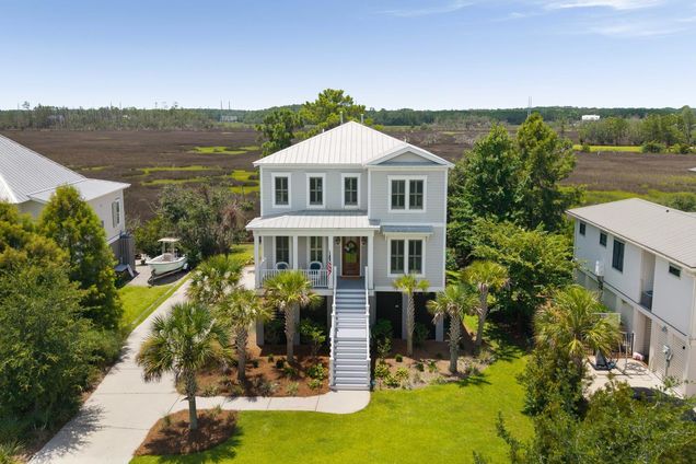 1813 Rushland Grove Lane