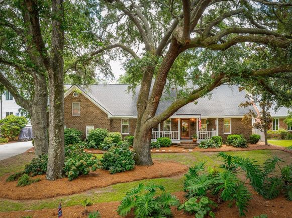1632 N Relyea Avenue Charleston, SC House Active - Photo 1 of 83. Opens carousel modal