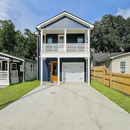 4950 Nesbit Avenue North Charleston, SC House Active - Photo 1 of 26. Opens carousel modal