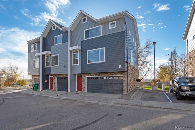 8751 Pearl Street Unit S3 Thornton, CO Townhouse Sold - Photo 1 of 19. Opens carousel modal