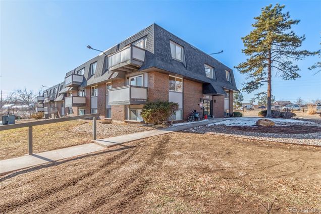 50 E Highline Circle Unit 102