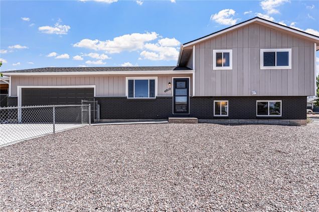 4012 Crestview Drive