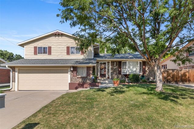 2765 S Pierce Street Denver, CO House Active - Photo 1 of 39. Opens carousel modal