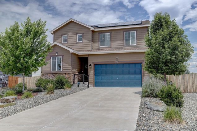 392 Vista Cliff Court Castle Rock, CO House Active - Photo 1 of 44. Opens carousel modal