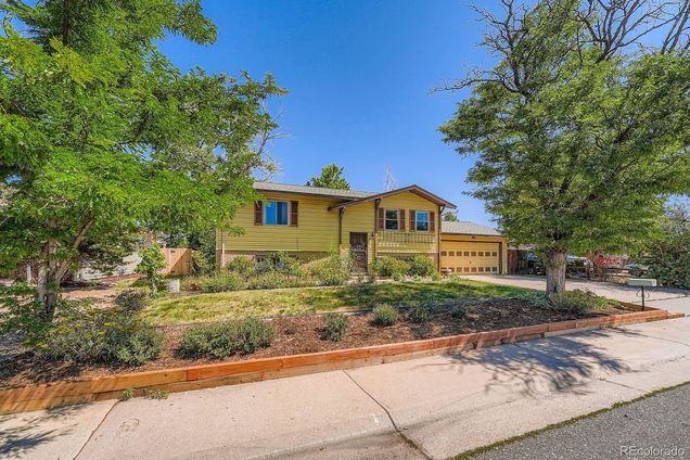 12149 E Oregon Drive Aurora, CO House Active - Photo 1 of 24. Opens carousel modal