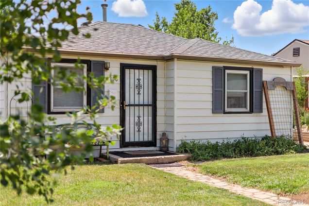 6890 W 55th Place