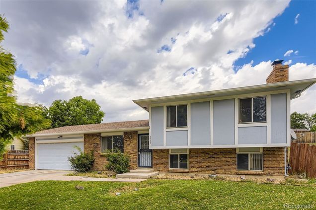 2026 S Olathe Street Aurora, CO House Active - Photo 1 of 33. Opens carousel modal