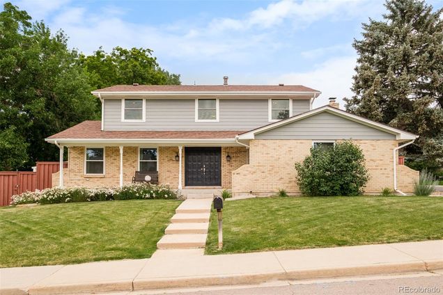 3722 S Rosemary Way