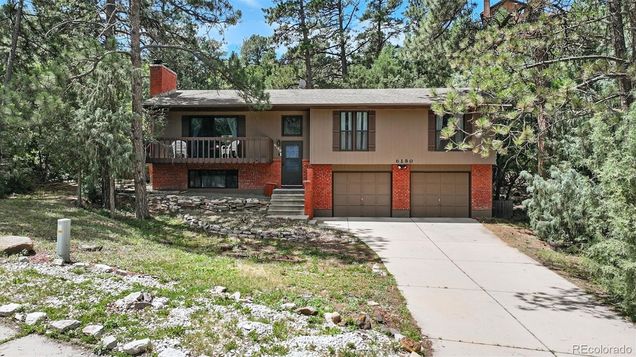 6180 Garlock Way