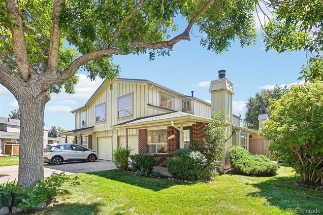1758 S Lee Street Lakewood, CO Townhouse Contingent - Photo 1 of 39. Opens carousel modal