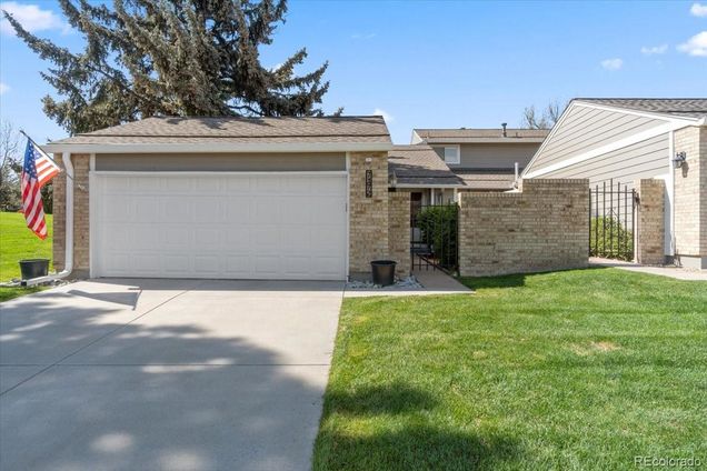7172 S Vine Circle