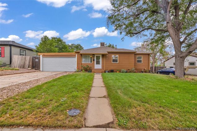 8910 Poze Boulevard Thornton, CO House Active - Photo 1 of 19. Opens carousel modal