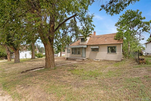502 Navajo Avenue