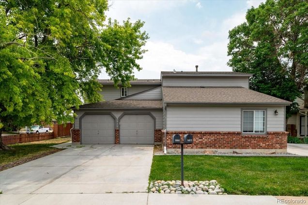 5090 E 125th Avenue Thornton, CO House Active - Photo 1 of 37. Opens carousel modal