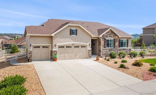 5615 Clover Ridge Circle