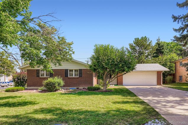 11759 E Alaska Avenue Aurora, CO House Active - Photo 1 of 27. Opens carousel modal