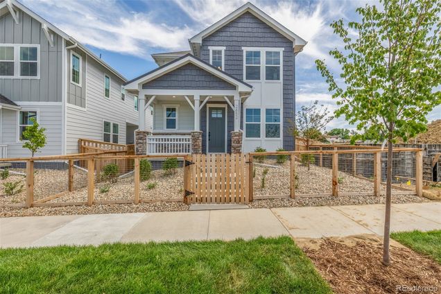 2652 E 103rd Avenue Thornton, CO House Active - Photo 1 of 41. Opens carousel modal