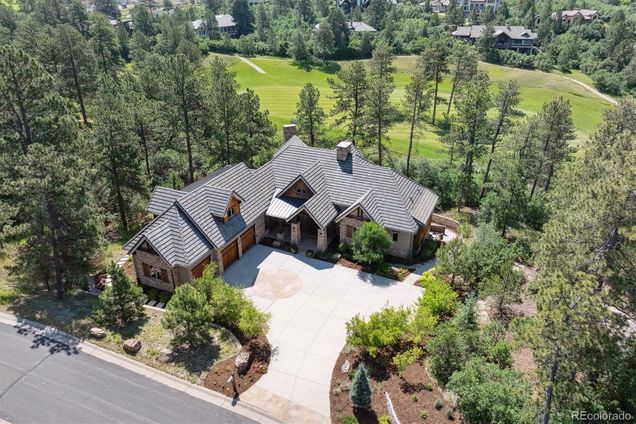 964 Westchester Circle