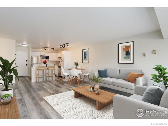 1121 Albion Street Unit #402
