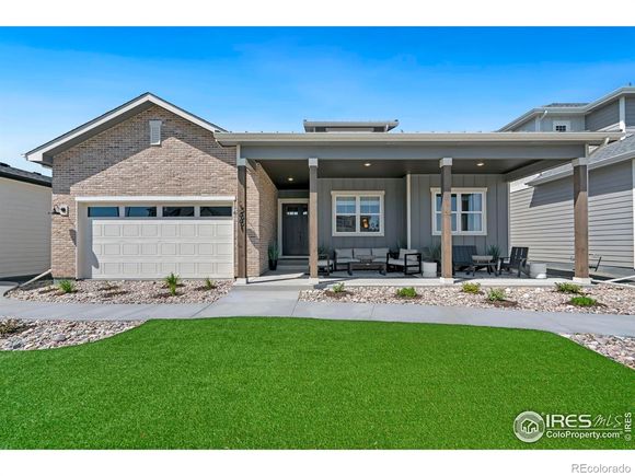 3661 N Buchanan Court Aurora, CO House Active - Photo 1 of 31. Opens carousel modal